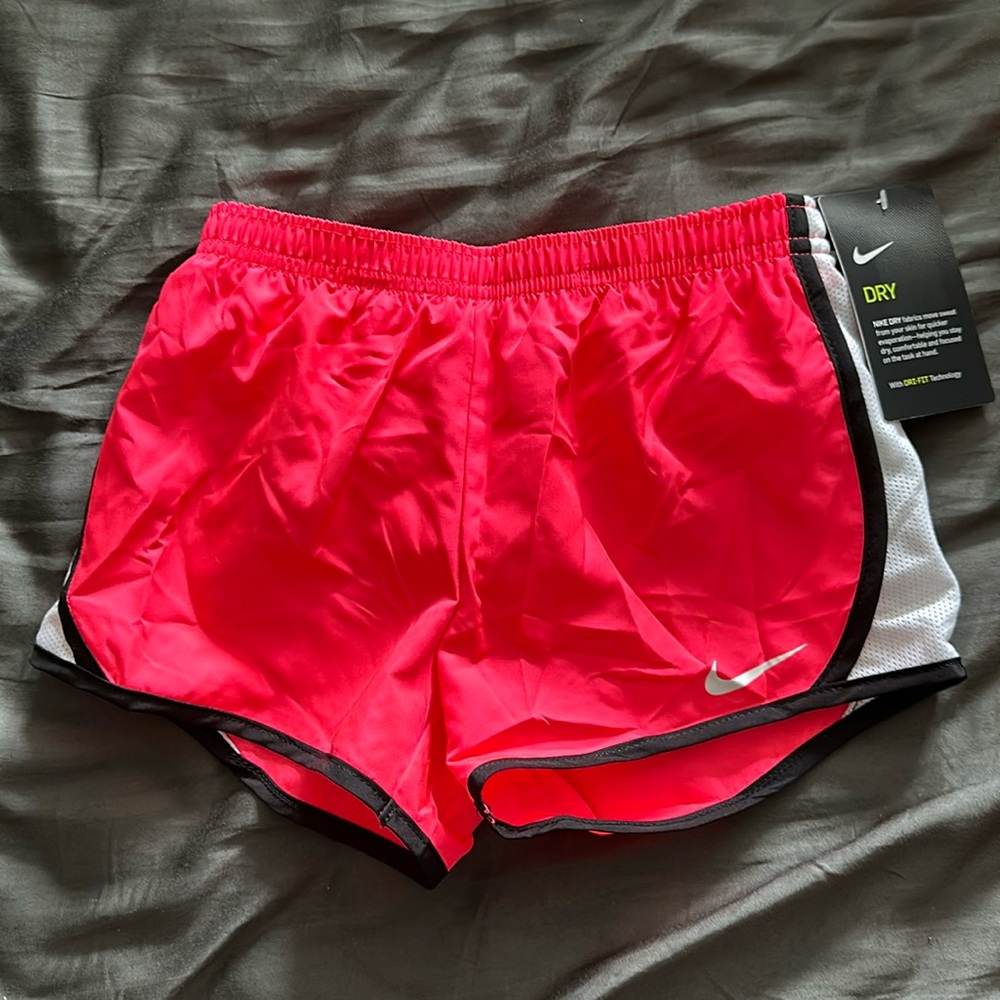 Nike girls DRI-FIT NWT